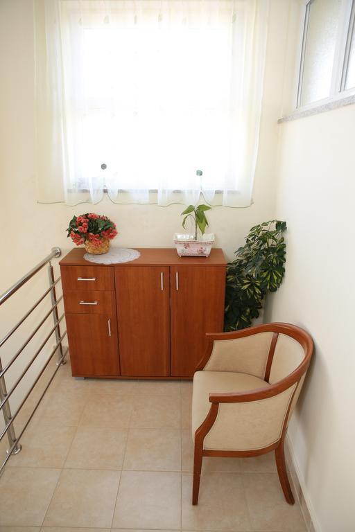 Apartments Vila&Zora Vodice Exterior photo